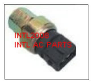 Auto AC Pressure Switch for Volvo 6848107